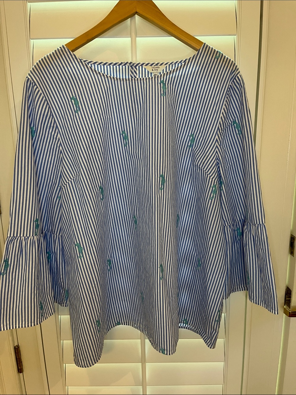 crown & ivy Blue and Teal Striped Bell-Sleeve Blouse L